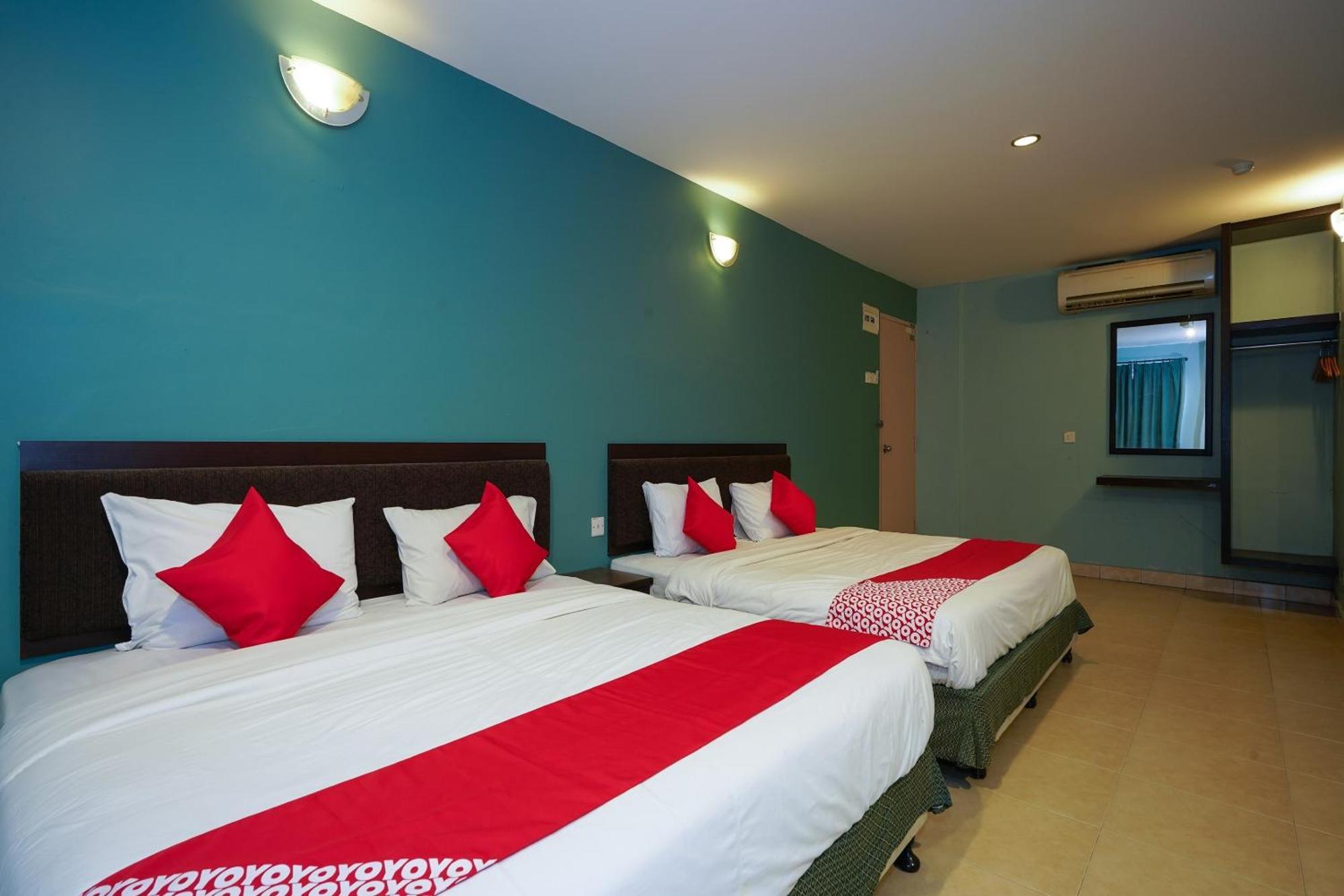 Hotel O Hotel Orchard Inn Lumut Extérieur photo