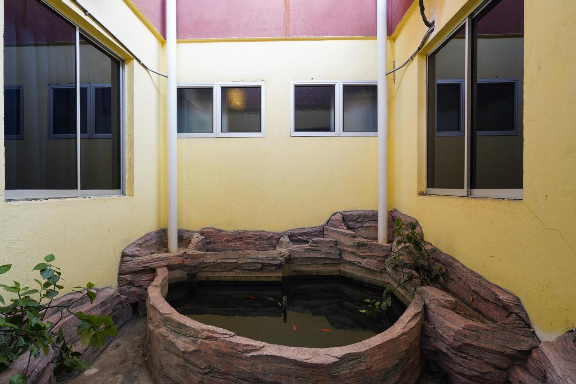 Hotel O Hotel Orchard Inn Lumut Extérieur photo
