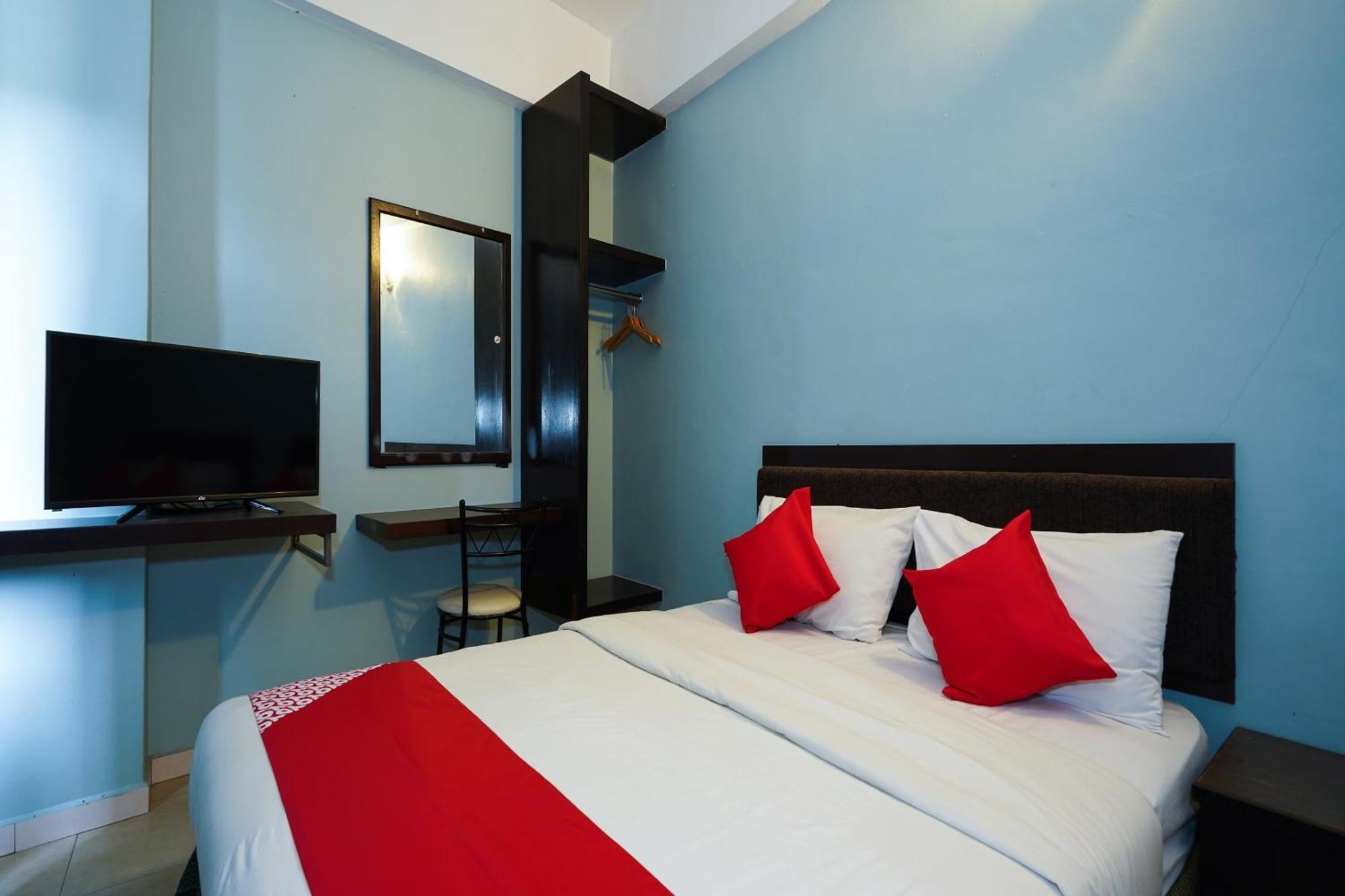 Hotel O Hotel Orchard Inn Lumut Extérieur photo