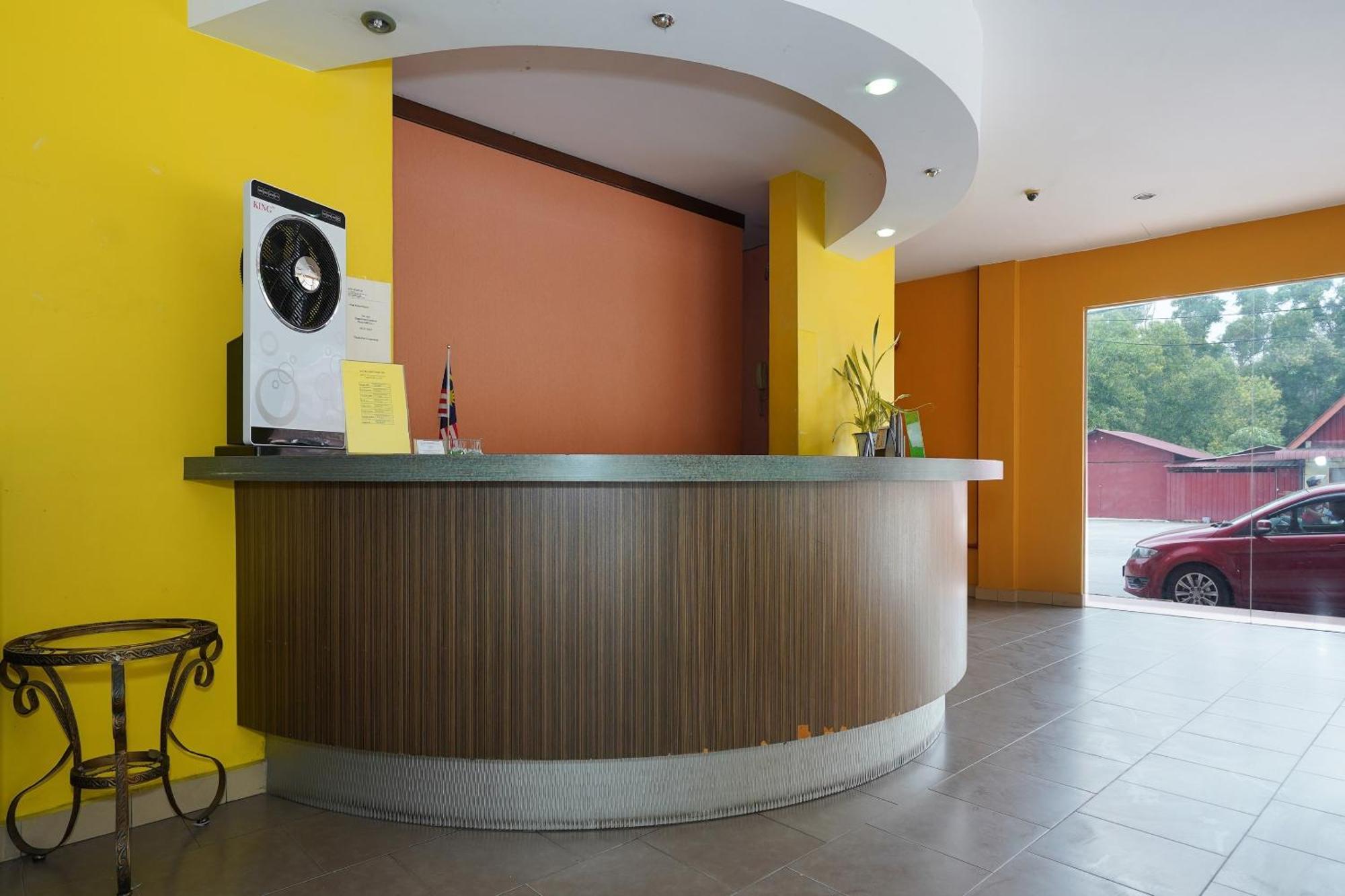 Hotel O Hotel Orchard Inn Lumut Extérieur photo
